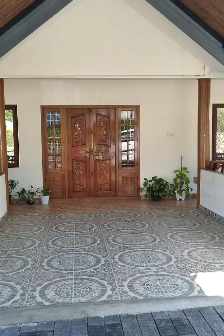 Beegees Homestay Pirmed 0*,  India